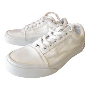 Canvas - Vans- White - Old Skool - Women US 7